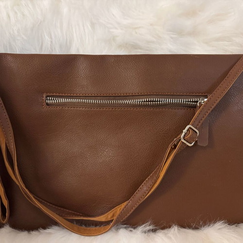 Leather envelope bag used, brown, with shoulder and hand strap