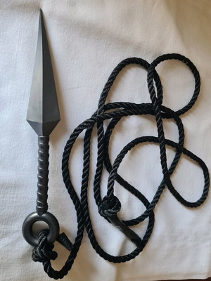 Kunai Λαστιχένιο Ninja Μαχαίρι σαν καινούργιο με 2 μέτρα μαύρο σχοινί