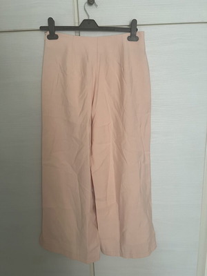 Mango pants like new, size M 38, narrow fit, beautiful color