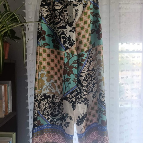 Zara Patchwork Print Satin Trousers new, wide leg, colorful