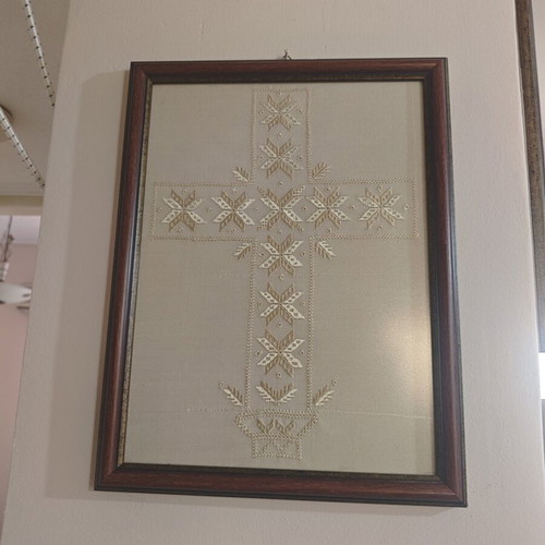 Lefkadian Handmade Embroidery Cross with Frame, New, Silk Thread