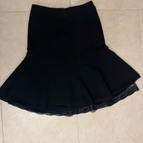Zara Woman black skirt size L like new with lining and zipper