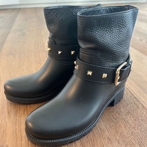 Feng Shoe ankle boots like new, size 38, black leather and rubber