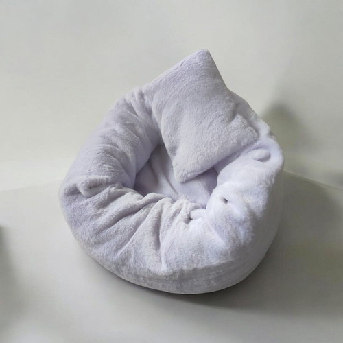Dog and cat bed and pillow new 50x50x20