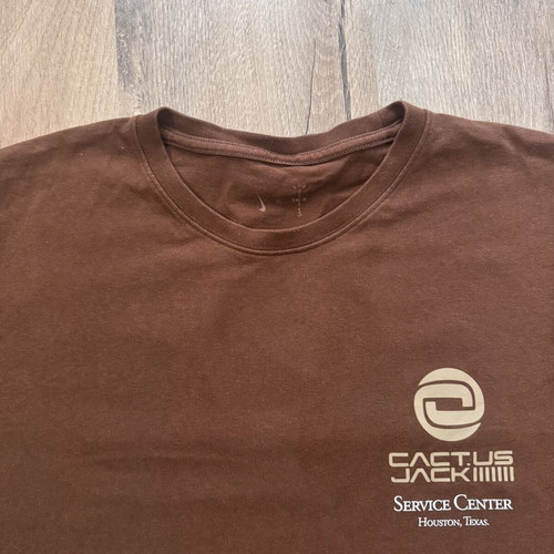 Cactus Jack Nike T-shirt like new, size L, beige and brown