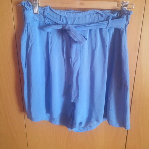 Secret shorts blue viscose like new, size L
