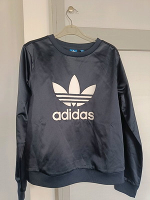 Adidas sweatshirt with shiny fabric like new, size M