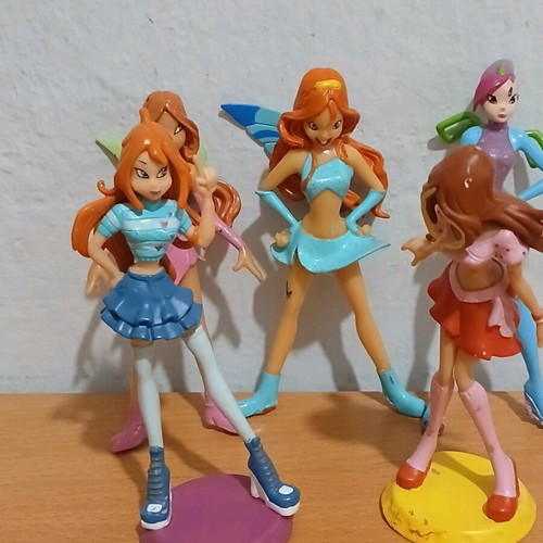 Wuinx miniatures used, 5 figures height 11 cm