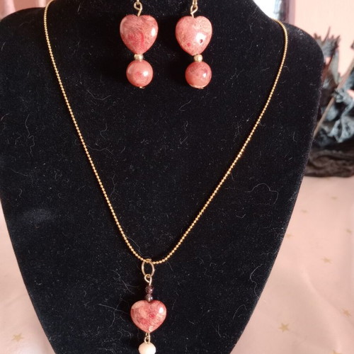 Necklace and earrings set with coral stone handmade like new