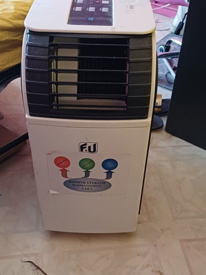 Φορητό κλιματιστικό F&U PA-92 9.000 BTU μεταχειρισμένο, ψύξη, θέρμανση, αφύγρανση
