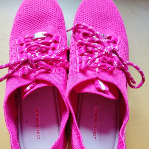 Tom Tailor women's sneakers size 41 like new, cyclamen color