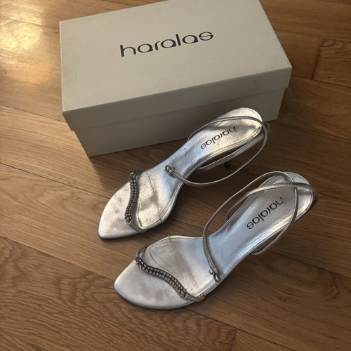 Haralas silver sandals size 39 like new with rhinestones