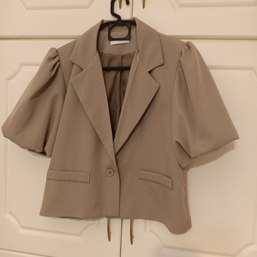 Women's blazers new, beige and brown, chest 105-110