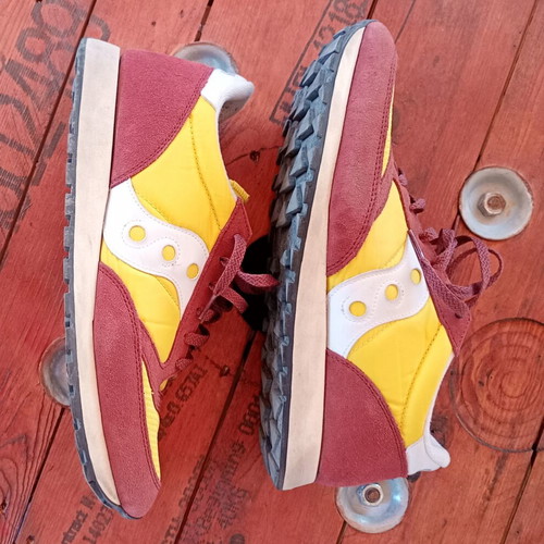 Saucony sneakers, red and yellow, size 48