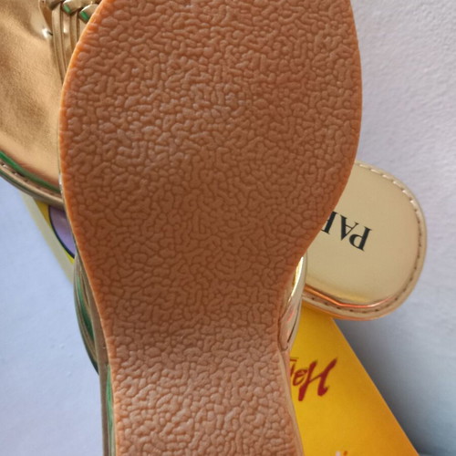 Parex children's flip-flops size 29 new, gold color