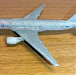 1997 Matchbox Int'l Ltd American Airlines Boeing 777-200 SB041 MetalToy Airplane