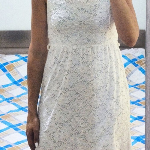 White lace mini dress like new, sizes S-M, Made In Italy