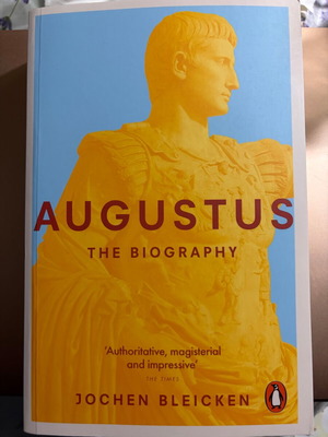 Augustus The Biography by Jochen Bleicken new, English