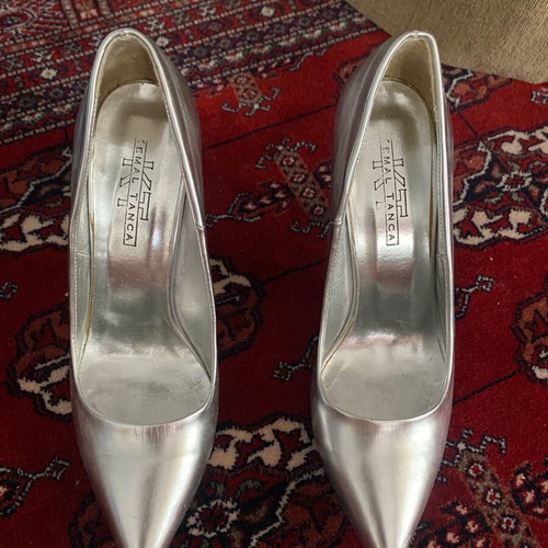 Kemal Tanca silver synthetic heels size 40 like new