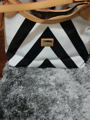 shoulder bag, hand bag