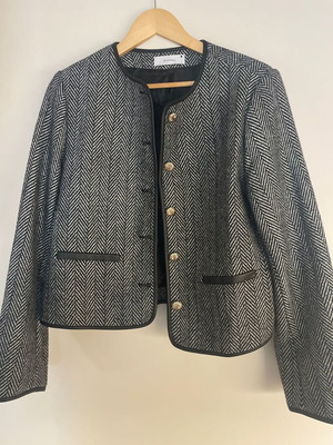 Knitted jacket with leather Reserved size Large used