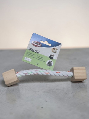 Playing rope with wood for rabbits and guinea pigs new