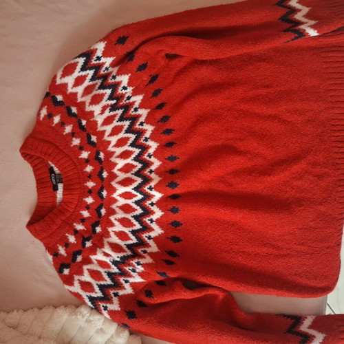 Pullover red size L like new, warm