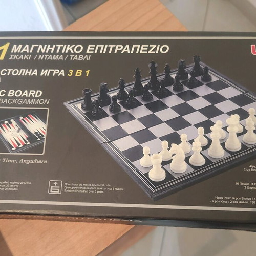 Board game chess backgammon checkers like new, not magnetic