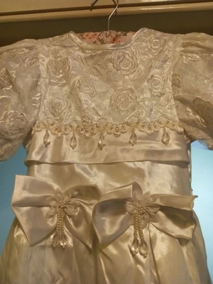 Paranyfaki dress like new, satin and lace for tall teenage girl size 12
