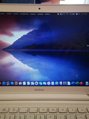 MacBook 13-inch Mid 2010 like new with 256GB SSD and 8GB RAM