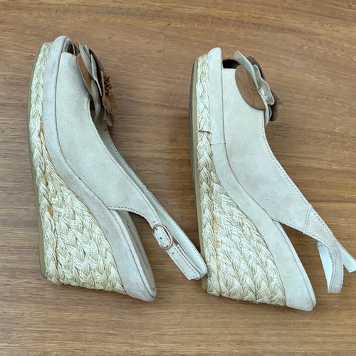 Geox suede platforms used, size 39, beige brown