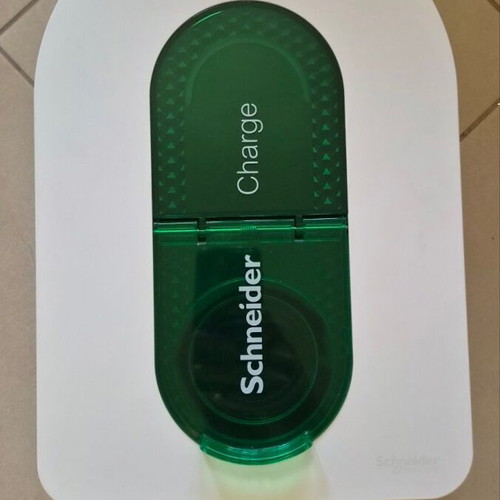 Schneider Charge home charger 7.4/11/22KW 1P/3PN T2S