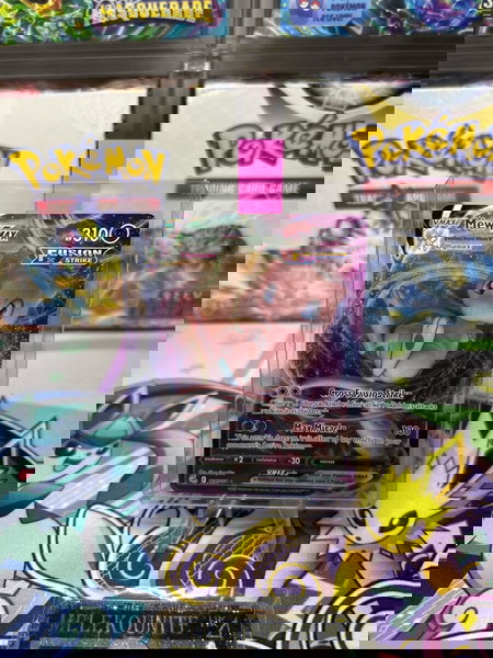 Pokemon card mew v max holographic fusion strike