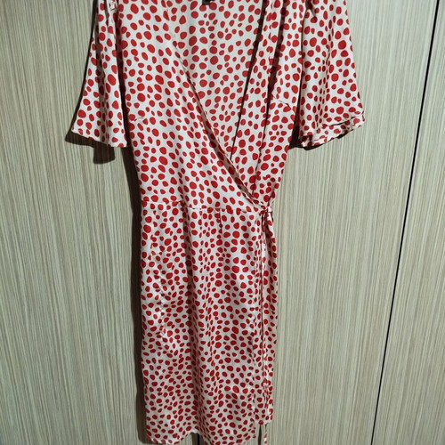 Yas polka dot wrap dress like new, above knee length, red beige