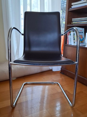 Enrico Pellizzoni Lybra chair, authentic Italian design