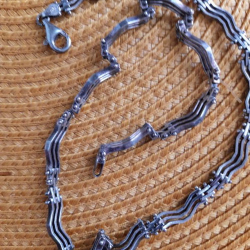 Silver 925 necklace like new, length 43 cm