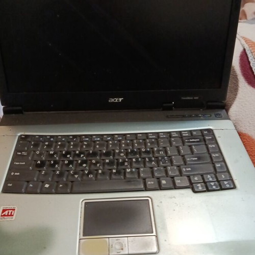 Acer Travelmate 4000 WLMi used, functional without battery