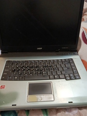 Acer Travelmate 4000 WLMi used, functional without battery