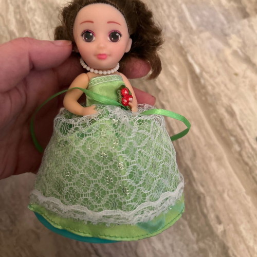 Folding doll used