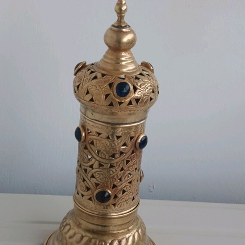 Moroccan brass Islamic art lamp like new