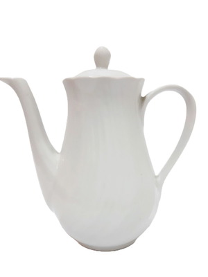 Porcelain teapot 17 cm like new, elegant vintage design