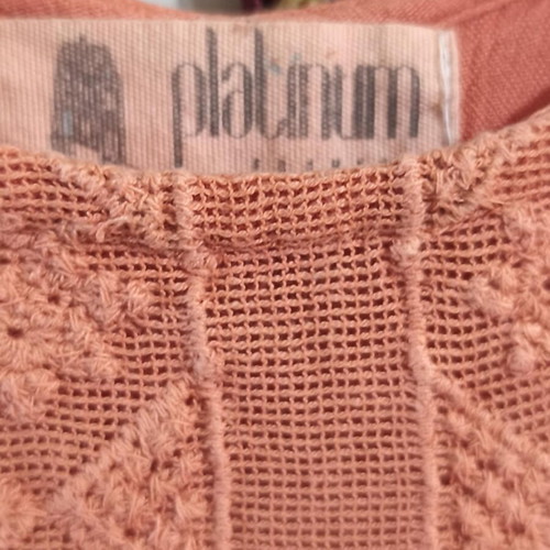 Top boho style coral with side openings S-M like new