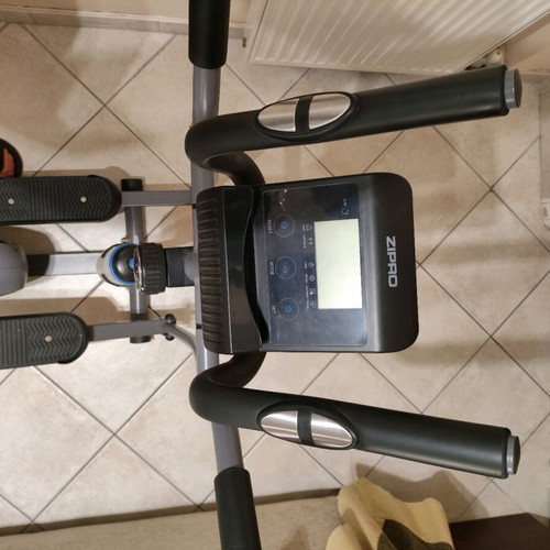 Zipro Shox elliptical machine new with 7kg magnetic system