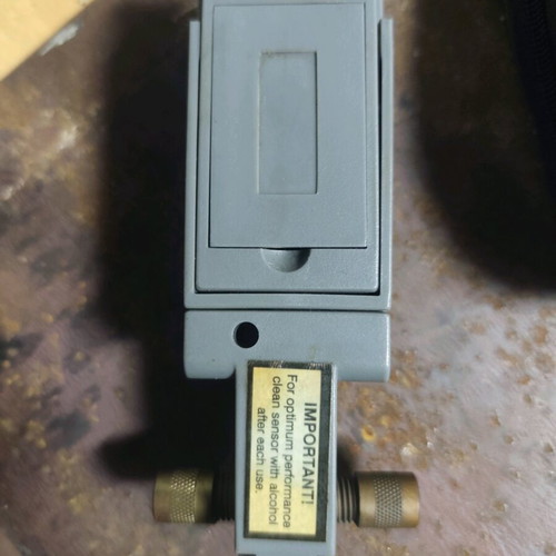 Refco DV-150 electronic vacuum gauge used
