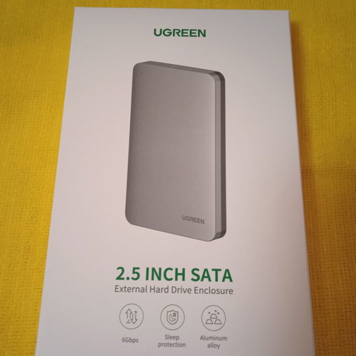 Ugreen CM300 2.5" SATA III Hard Drive Case with Type-C Connection, New