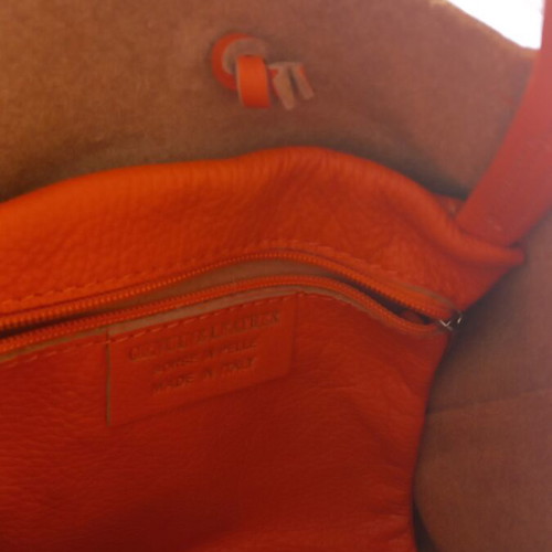 Tote bag new, genuine Italian leather, orange shoulder style