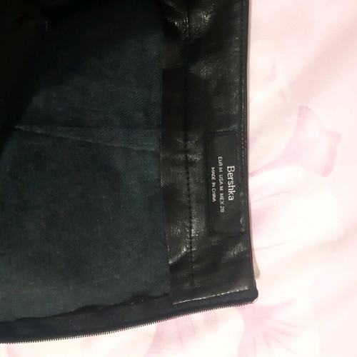 Bershka leather skirt like new, short black with silver buckle