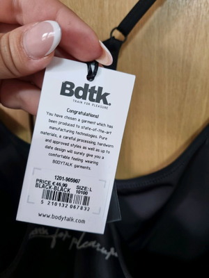 Αθλητικό φορμάκι BodyTalk καινούργιο, μέγεθος L αλλά στενή εφαρμογή