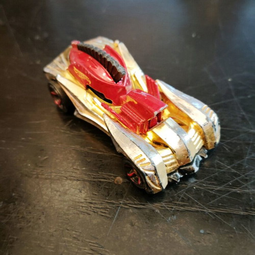 Hot Wheels 2012 Troy Soldier gold used, good condition