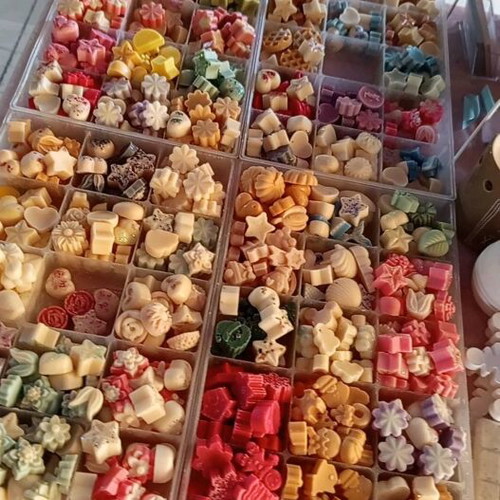 Wax Melts new, handmade soy with many fragrances
